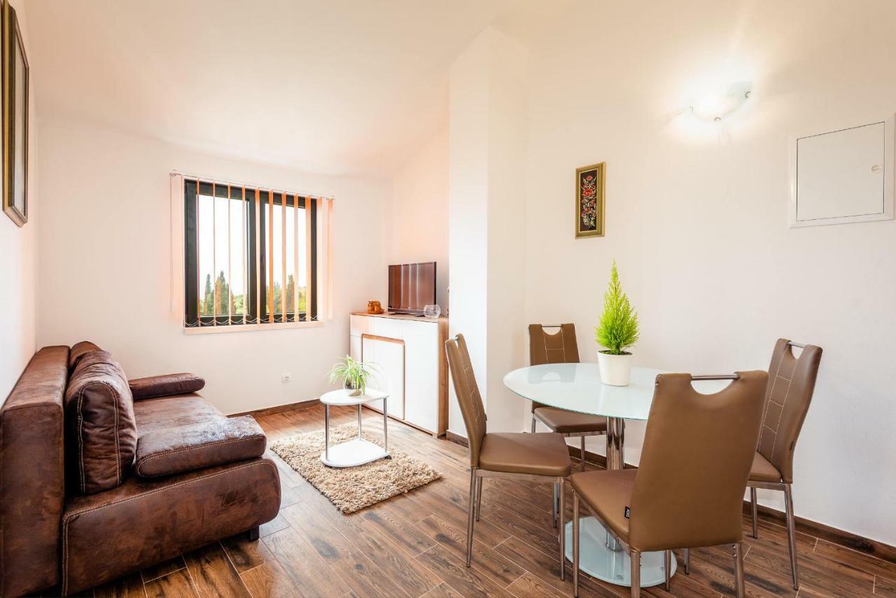 Apartamento Kremena Small 200m Klek